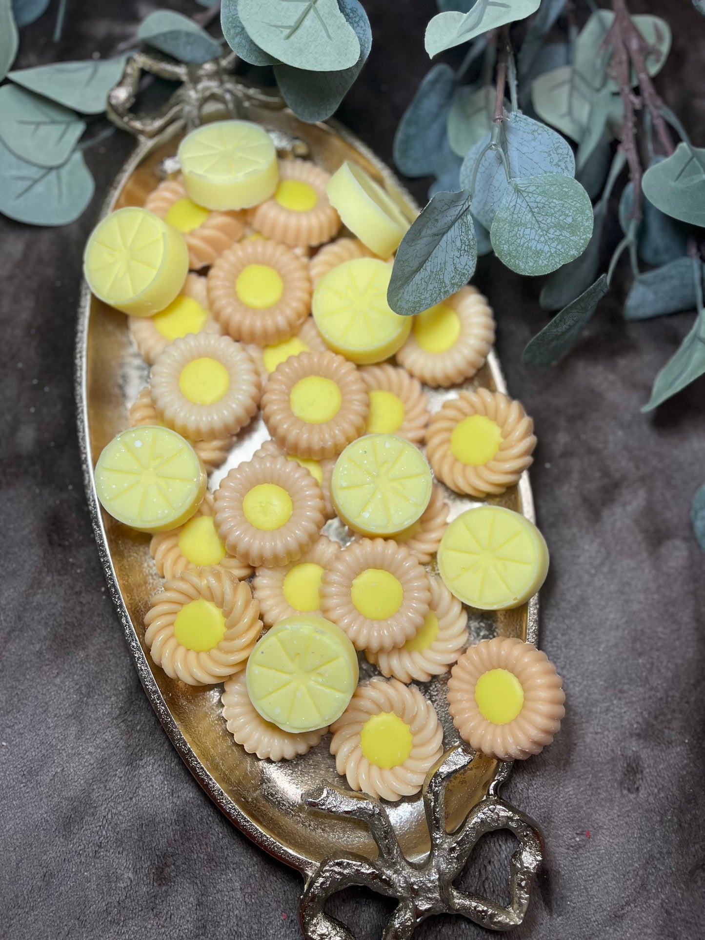 Sugared lemon cake